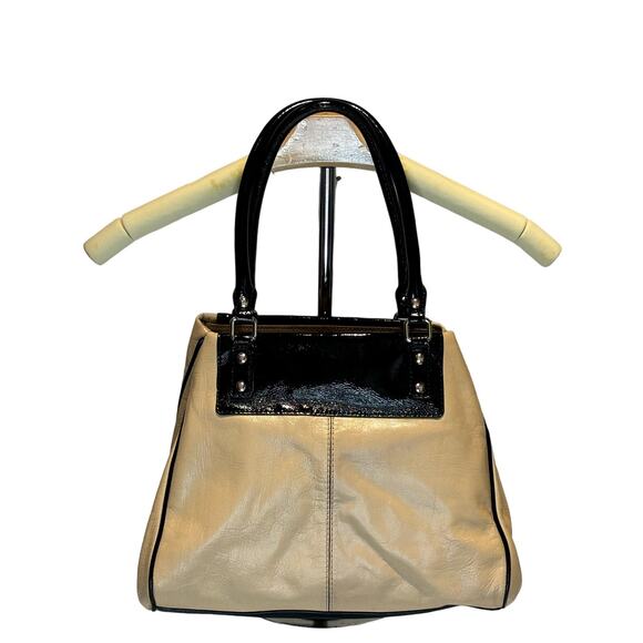 KATE SPADE Boerum Hill Anisha Beige & Black Patent Leather Shoulder Bag - Picture 1 of 9